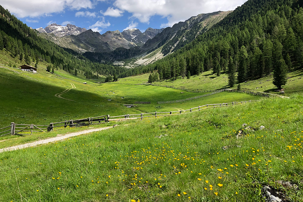 Escursione nella valle di Vila di Sopra